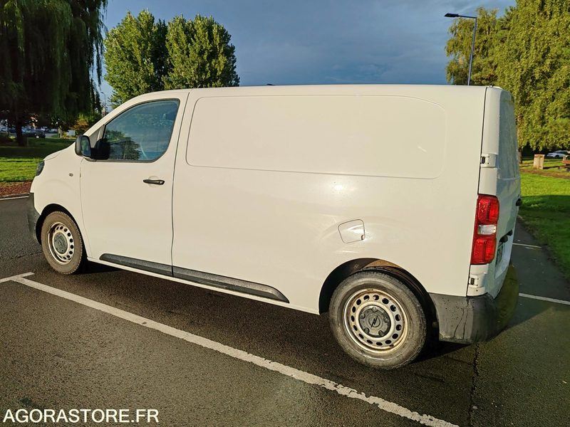Furgoneta pequeña Opel vivaro
