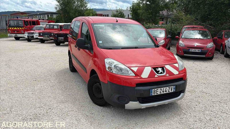 Furgoneta pequeña PEUGEOT PARTNER 172 474 Kms - 2010- BE-244-ZV