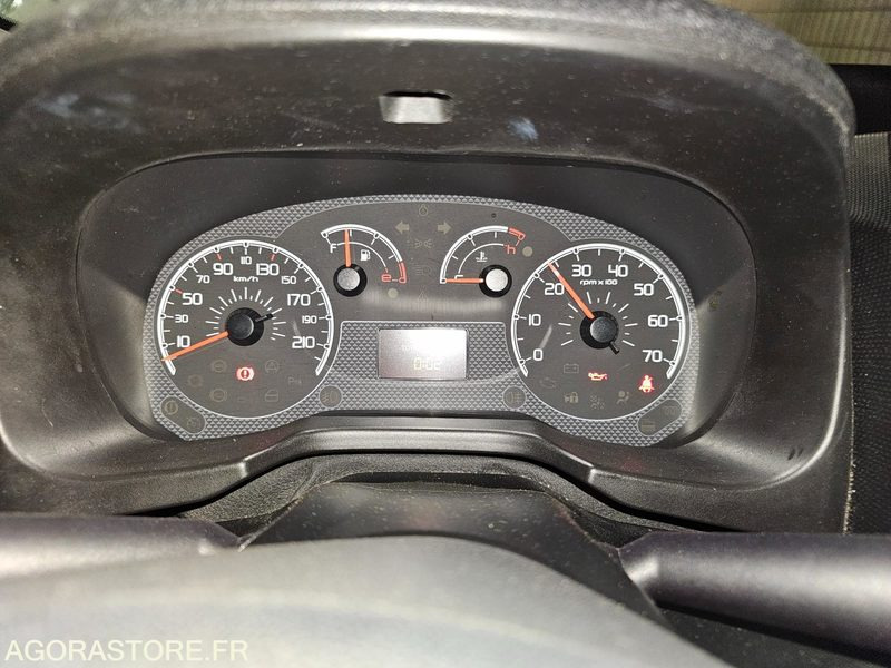 Furgoneta pequeña Peugeot Bipper - CF338EF