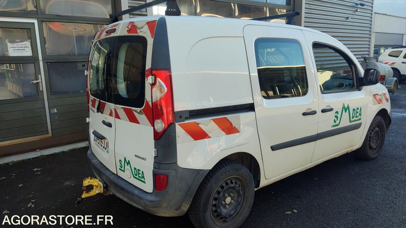 Furgoneta pequeña RENAULT Kangoo - 2012 - 231542km