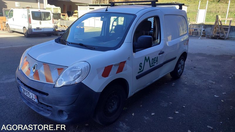 Furgoneta pequeña RENAULT Kangoo - 2012 - 231542km
