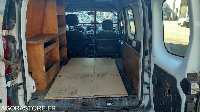Furgoneta pequeña RENAULT Kangoo - 2012 - 231542km