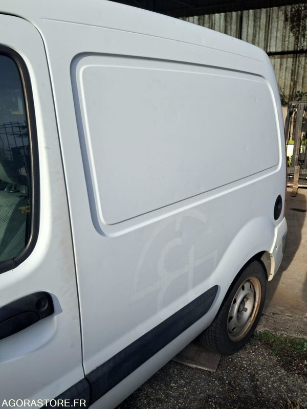 Furgoneta pequeña Renault Kangoo - 2006 - 75766kms - 1944 ZZ 42