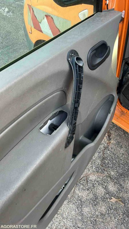 Furgoneta pequeña Renault Kangoo - 2009 - AF-110-HS