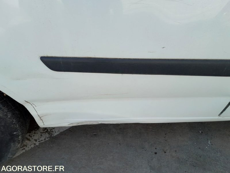 Furgoneta pequeña Renault Kangoo frigorifique
