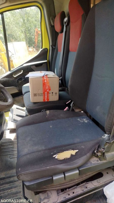 Furgoneta pequeña Renault Master - 2011 - 417947km