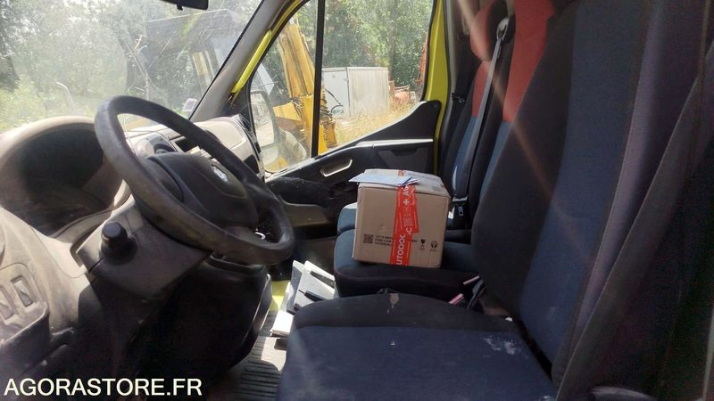 Furgoneta pequeña Renault Master - 2011 - 417947km