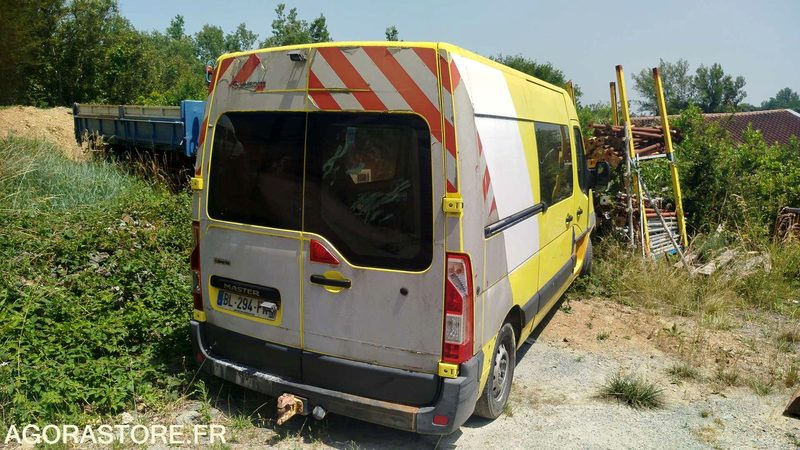 Furgoneta pequeña Renault Master - 2011 - 417947km