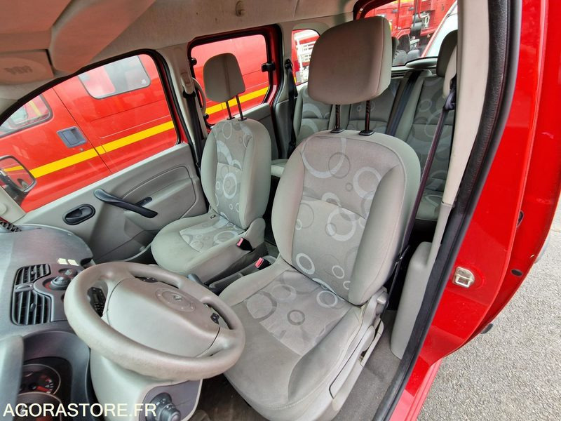Furgoneta pequeña Renault kangoo - AH663SE