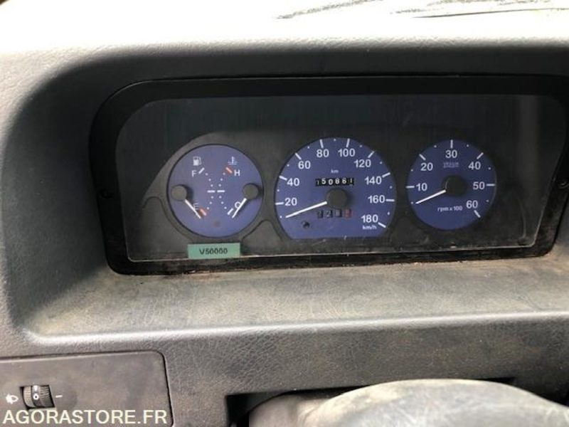 Furgoneta pequeña Véhicule PEUGEOT BOXER 2001 NON ROULANT EN L'ETAT