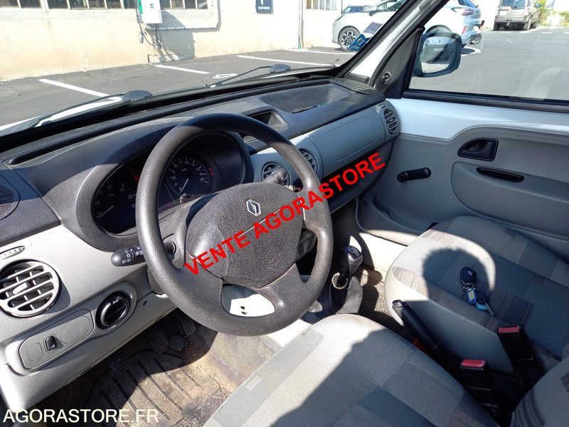 Furgoneta pequeña Vends Renault kangoo diesel