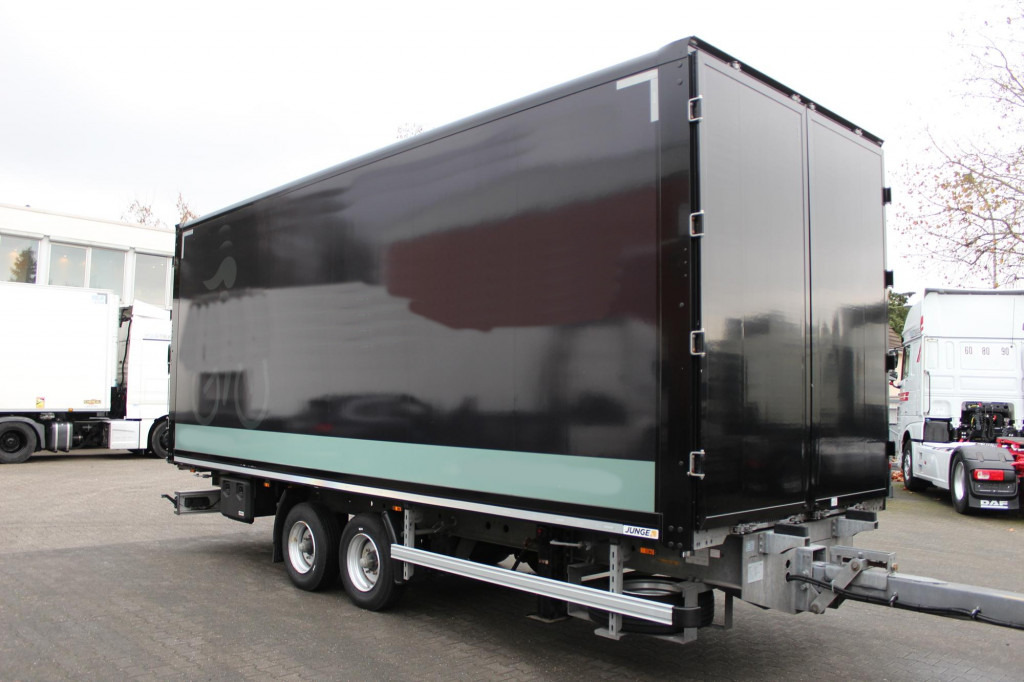 Furgoneta Mercedes-Benz Atego 1530 Koffer DS Schlafkab Durchladen 99Tkm!