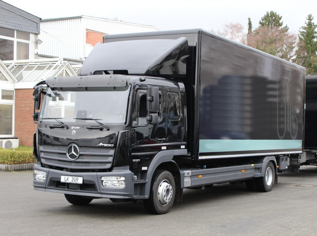 Furgoneta Mercedes-Benz Atego  1530 Koffer Doppelstock Schlafkab 99Tkm!