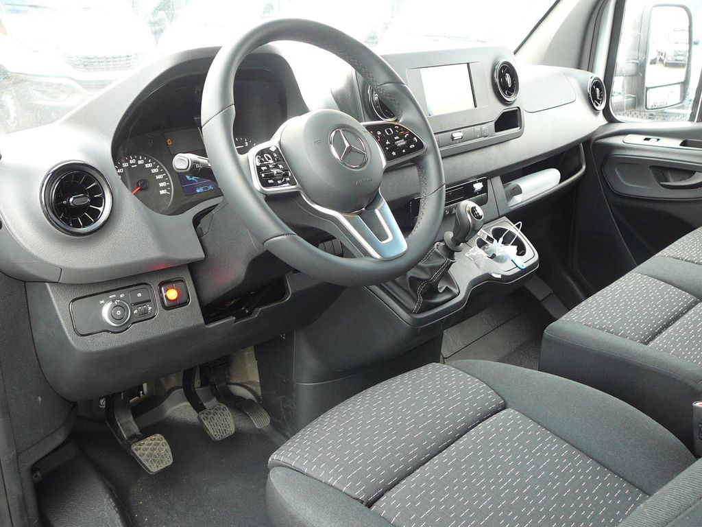 Furgoneta caja cerrada nuevo Mercedes-Benz Sprinter 317 CDI Koffer mit Bär LBW: foto 24