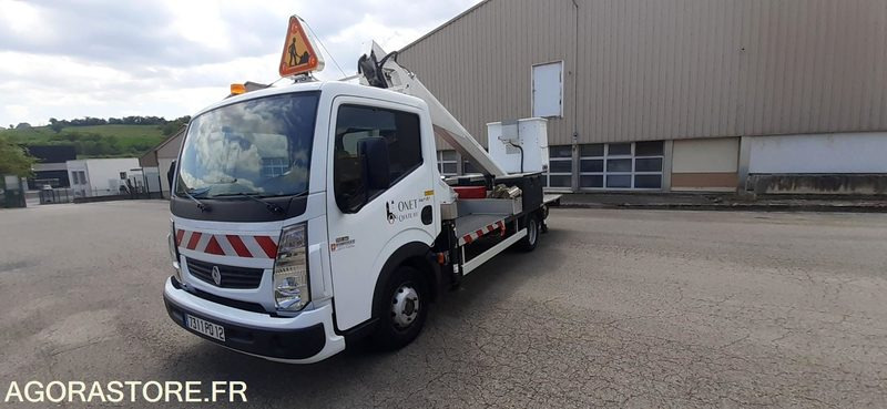 Furgoneta Nacelle Plateau RENAULT Maxity - 44000 km - 2008