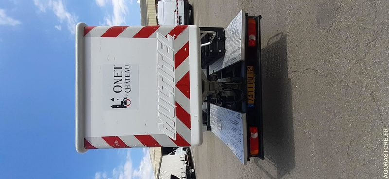 Furgoneta Nacelle Plateau RENAULT Maxity - 44000 km - 2008