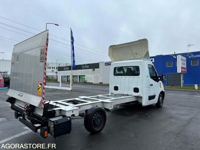 Furgoneta Renault Master III 2.3 DCI Plateau avec Hayon