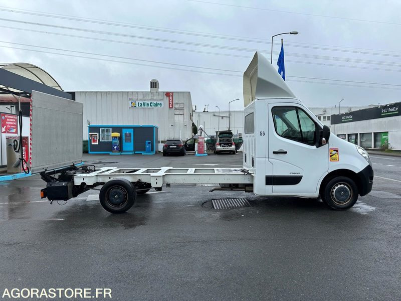 Furgoneta Renault Master III 2.3 DCI Plateau avec Hayon
