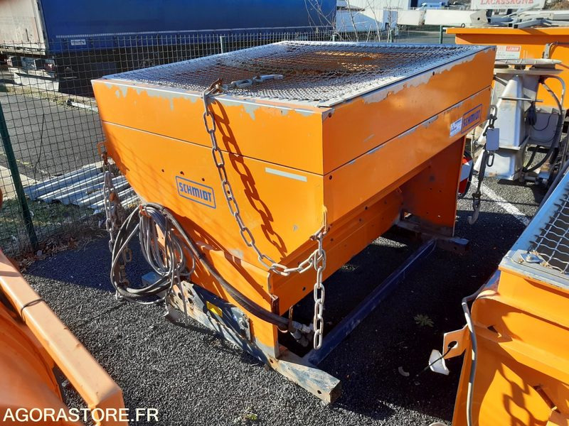 Esparcidor de sal SALEUSE - SCHMIDT - STRATOS B 15-15 VAT - 2003