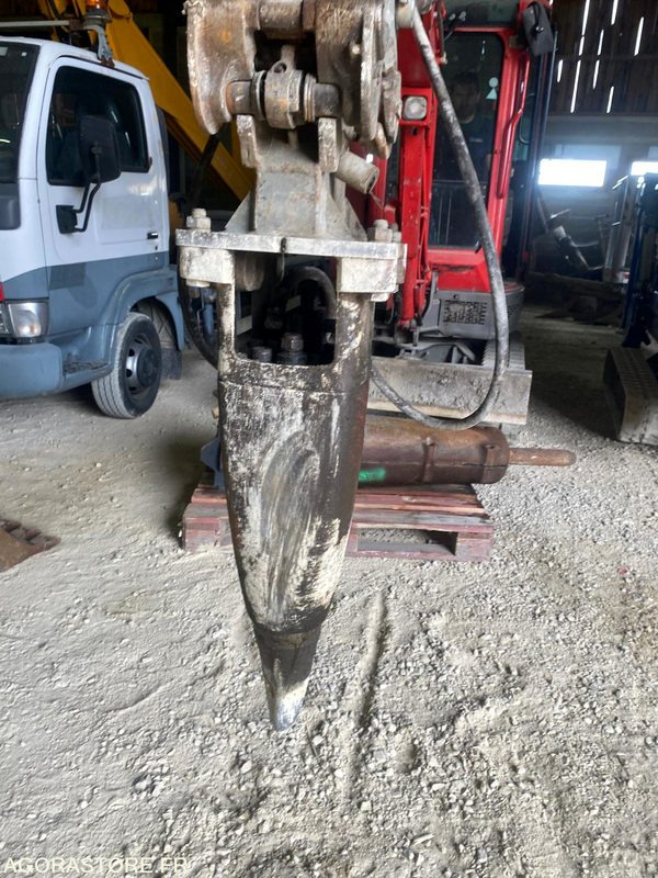 Martillo hidráulico Brise roche Sandvik BR211 M1