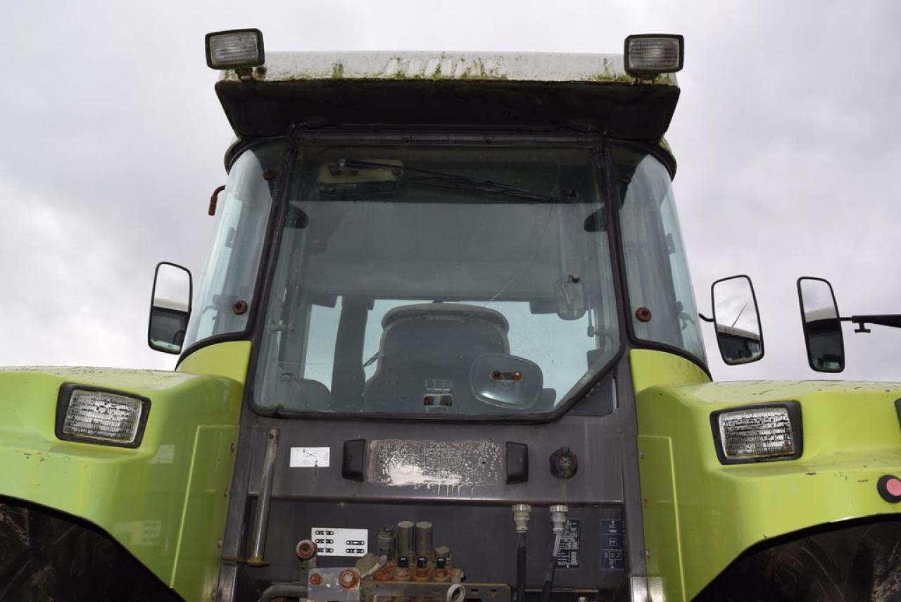 Tractor CLAAS Ares 826 RZ: foto 3