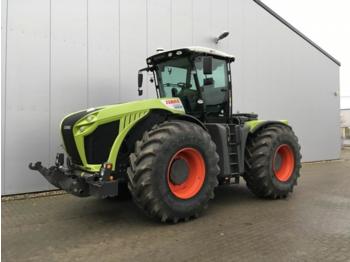 Tractor CLAAS Xerion 4000: foto 1
