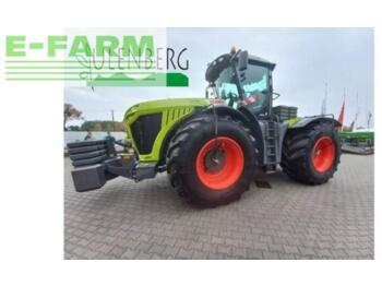 Tractor CLAAS xerion 5000 trac: foto 1