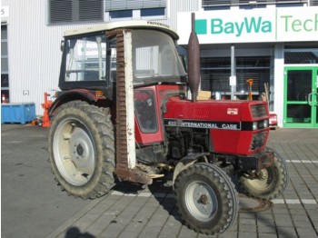 Tractor Case IH 633: foto 1