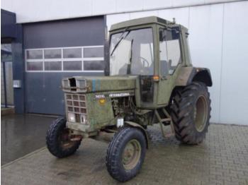 Tractor Case-IH IHC 743 XL ex-Armee: foto 1