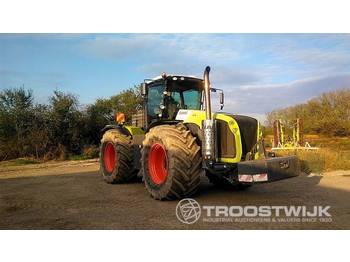 Tractor Claas XERION 5000: foto 1