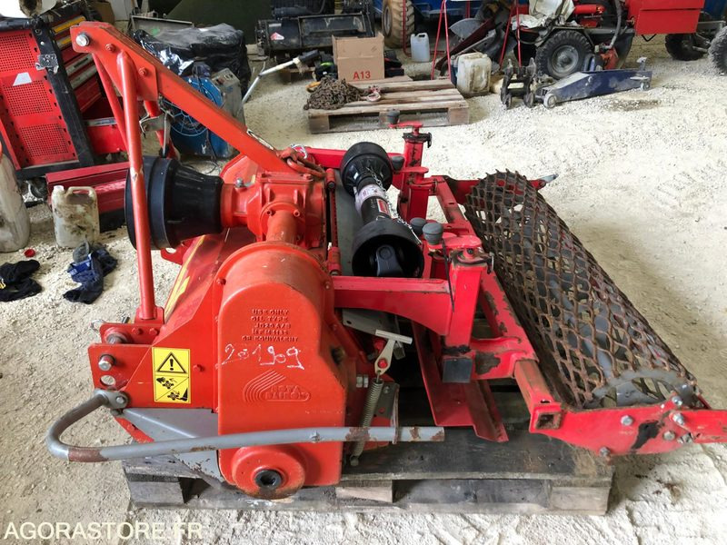 Maquinaria agrícola Enfouisseur de pierres DAIRON RD100NIV pour micro tracteur 22-35CV