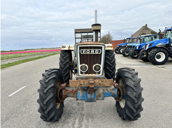 Ford 5000 - Tractor: foto 2