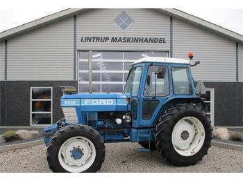 Tractor Ford 8210: foto 1