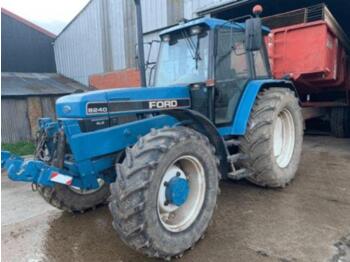 Tractor Ford 8240 sle: foto 1
