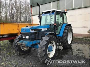 Tractor Ford 8340: foto 1