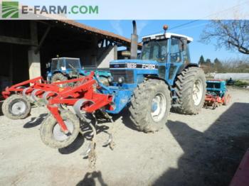 Tractor Ford 8630: foto 1