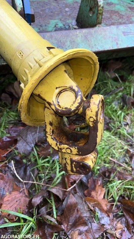 Maquinaria agrícola Girobroyeur DESVOYS - 190x230 - bon état général - 445kg - 540tours