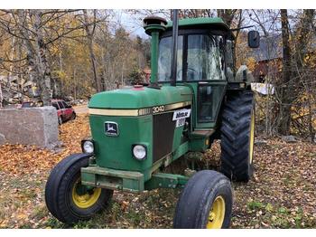 Tractor John Deere 3040: foto 1