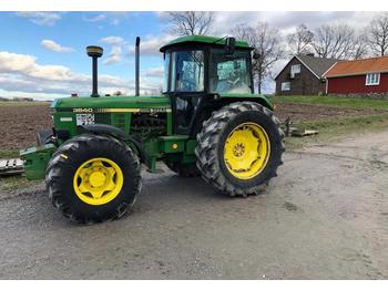 Tractor John Deere 3640: foto 1