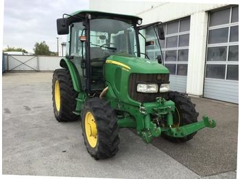 Tractor John Deere 5090R: foto 1