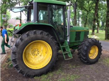 Tractor John Deere 6600: foto 1