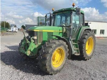 Tractor John Deere 6910: foto 1