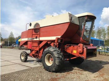 Cosechadora de granos Laverda 3900 Combine: foto 1