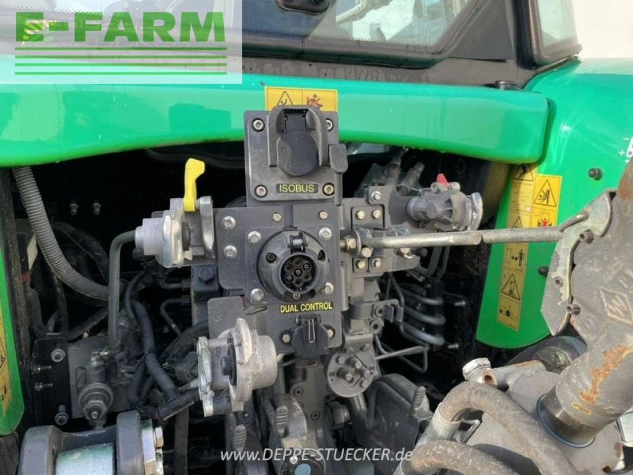 Tractor Massey Ferguson 7716 dyna-vt: foto 12
