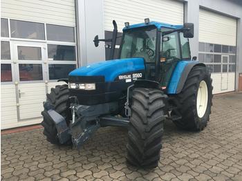 Tractor NEW HOLLAND 8560: foto 1