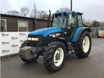 Tractor New Holland 8260: foto 1