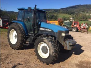 Tractor New Holland 8560: foto 1