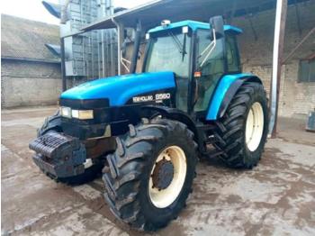 Tractor New Holland Ford 8560: foto 1