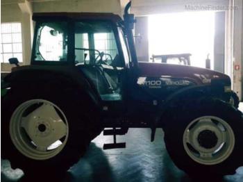 Tractor New Holland M100: foto 1