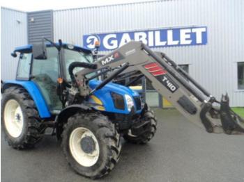 Tractor New Holland T5050: foto 1